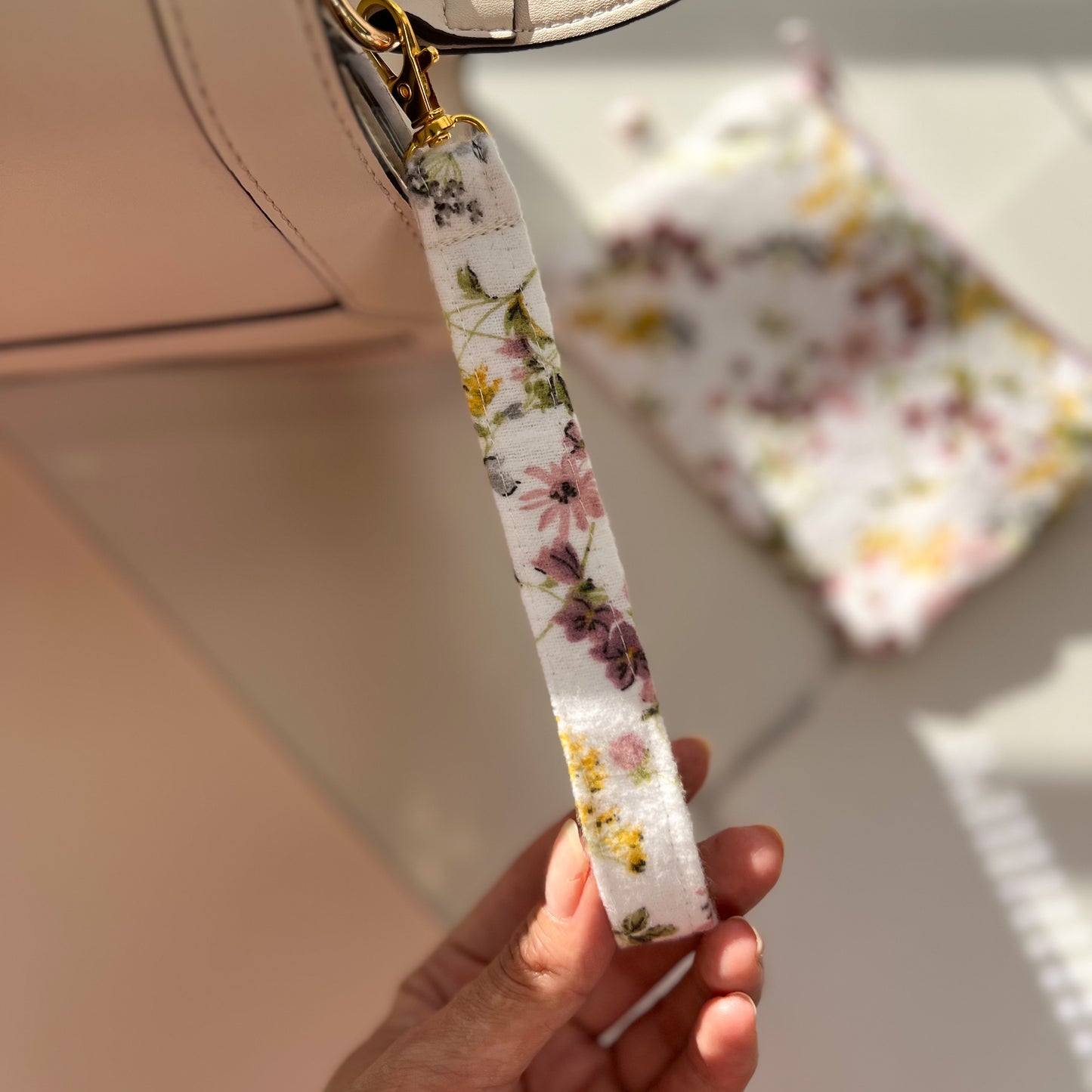 Floral Wristlet Keychain, Cute Wristlet for Purses and Wallets