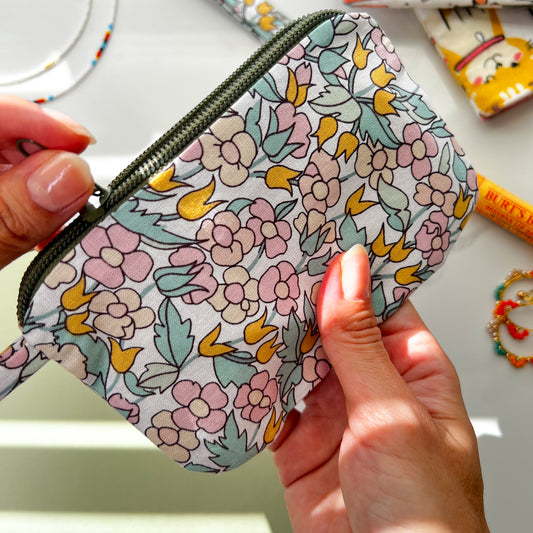 Floral Coin Purse, Handmade Zipper Pouch, Cute Purse