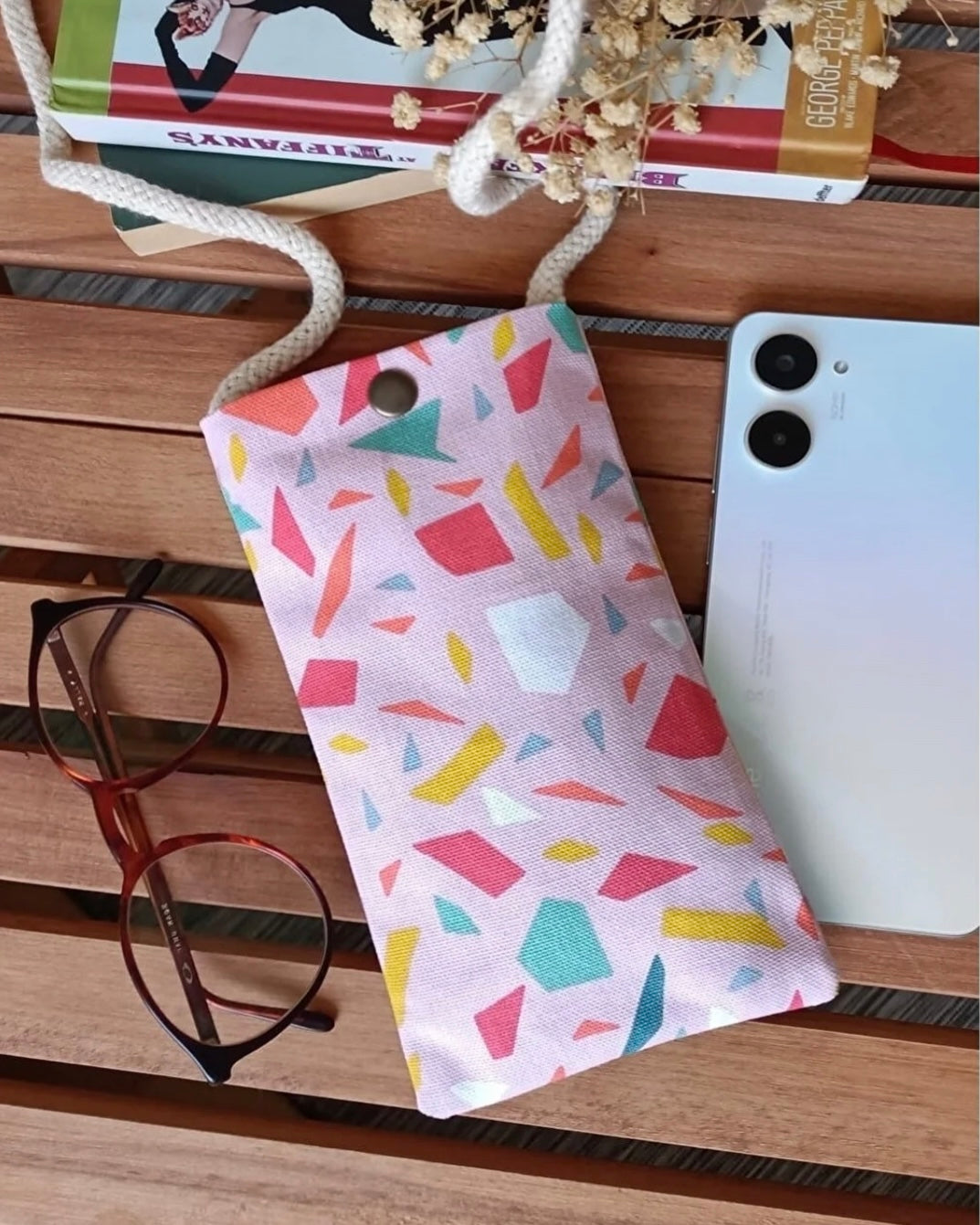 Handmade Slim Bag for Cellphone and Travel
