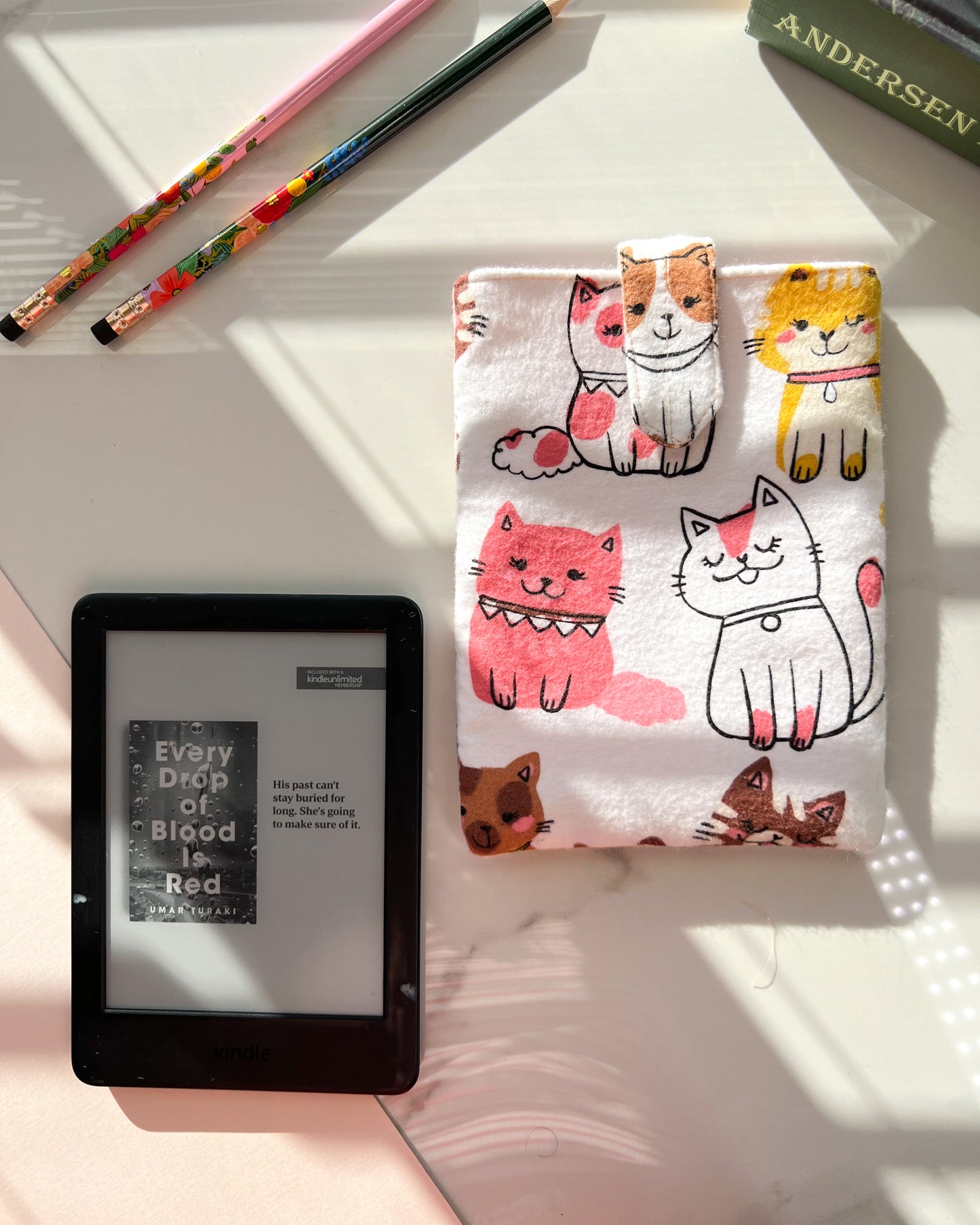Book Sleeve, Kindle Sleeve, Gift for Booklover and Cat Mom