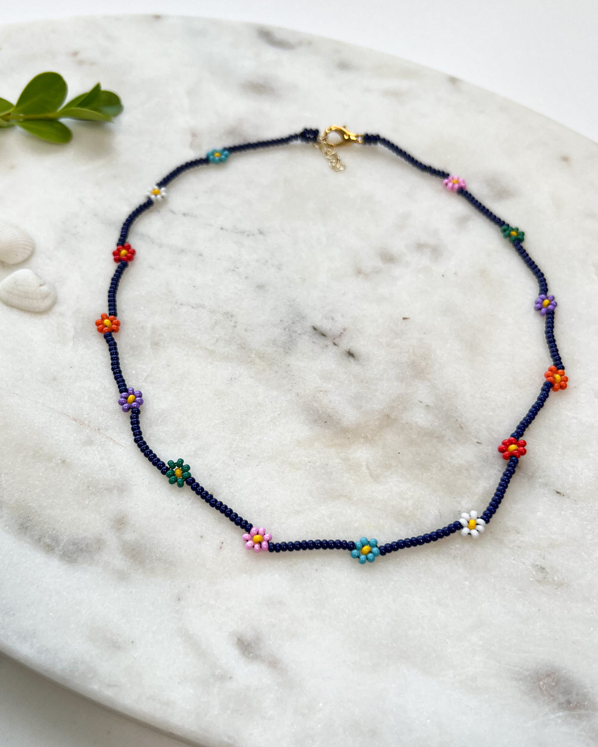 Daisy Flower Choker, Beaded Flower Choker, Beaded Daisy Necklace, Minimalist Choker, Beaded Summer Jewelry, Gift for Women