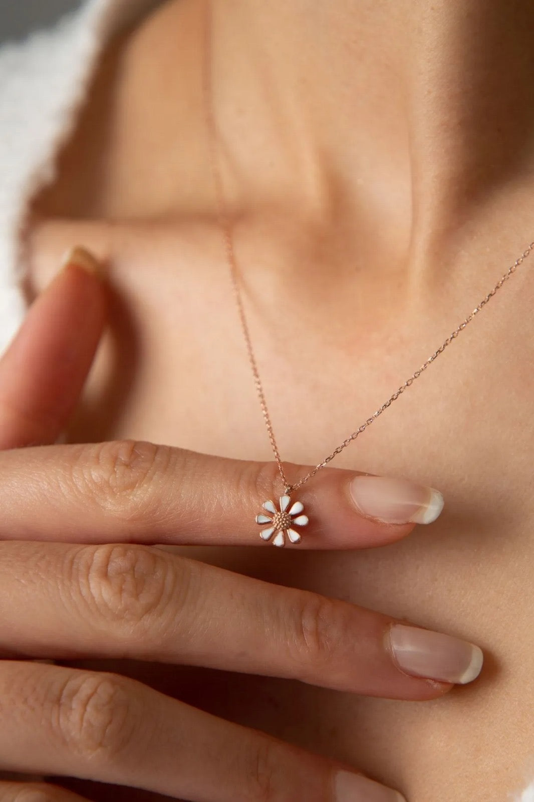 Cute Daisy Necklace, 925 Sterling Silver Necklace