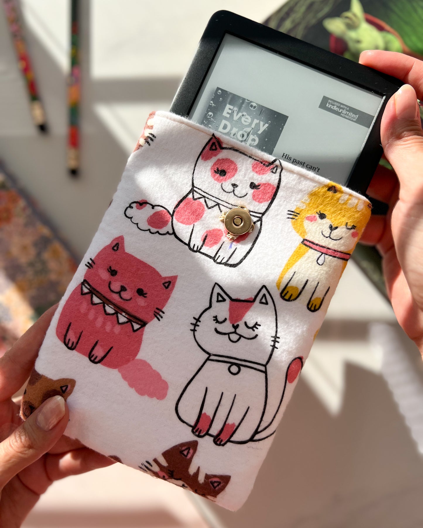 Book Sleeve, Kindle Sleeve, Gift for Booklover and Cat Mom